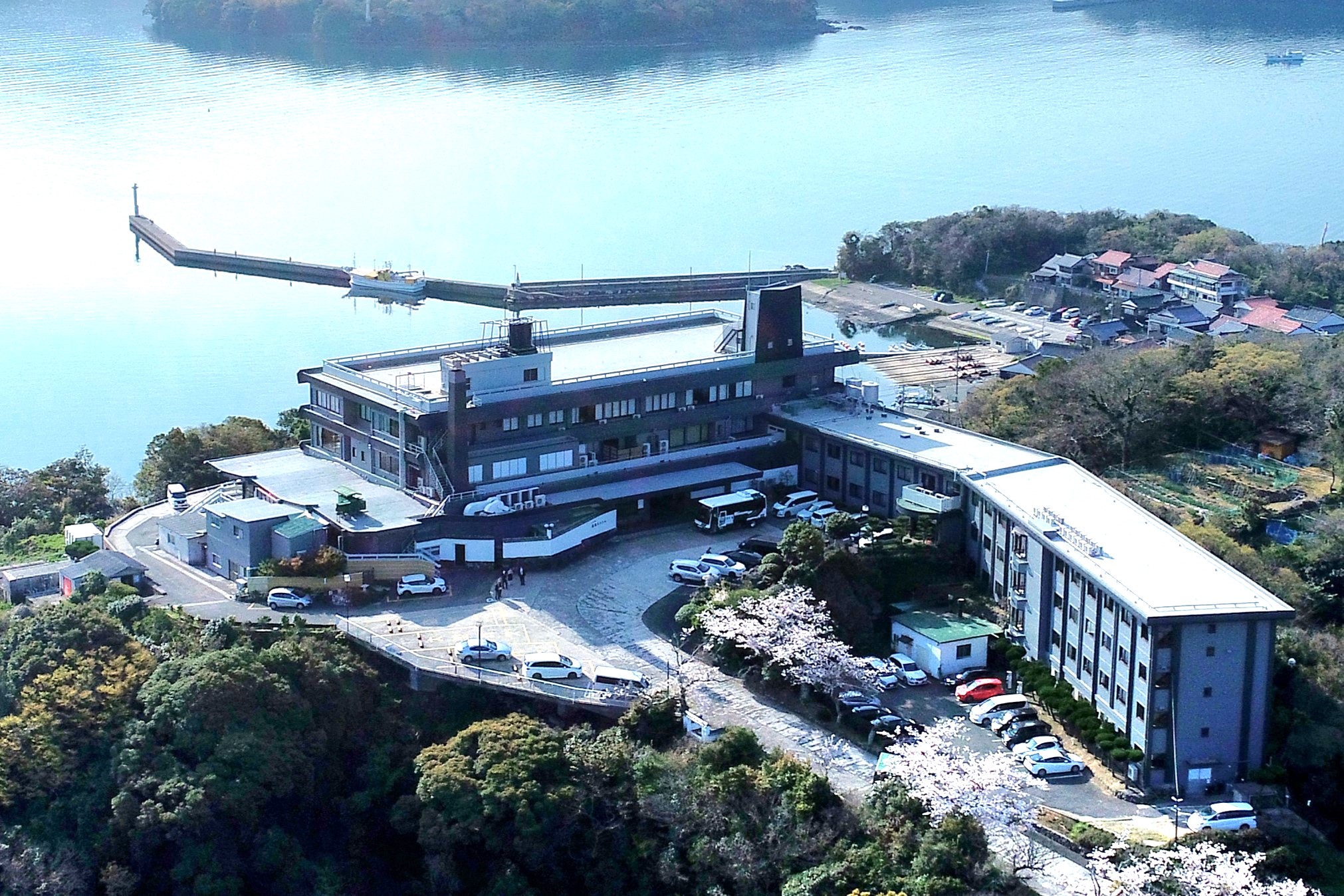 萩温泉郷 日本海を一望する絶景の宿 萩観光ホテル 施設全景