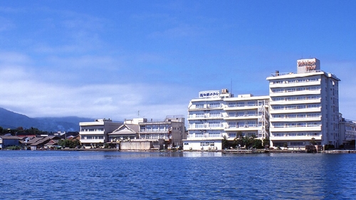 湖畔の宿　吉田家　＜佐渡島＞ 施設全景