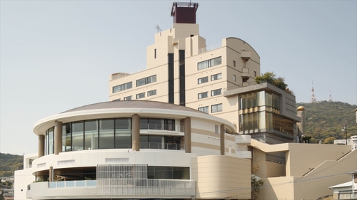 稲佐山温泉 ホテルアマンディ ~長崎の日本三大夜景を一望~ 施設全景