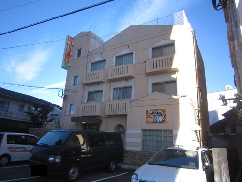 ウィークリー&マンスリー宮崎 施設全景