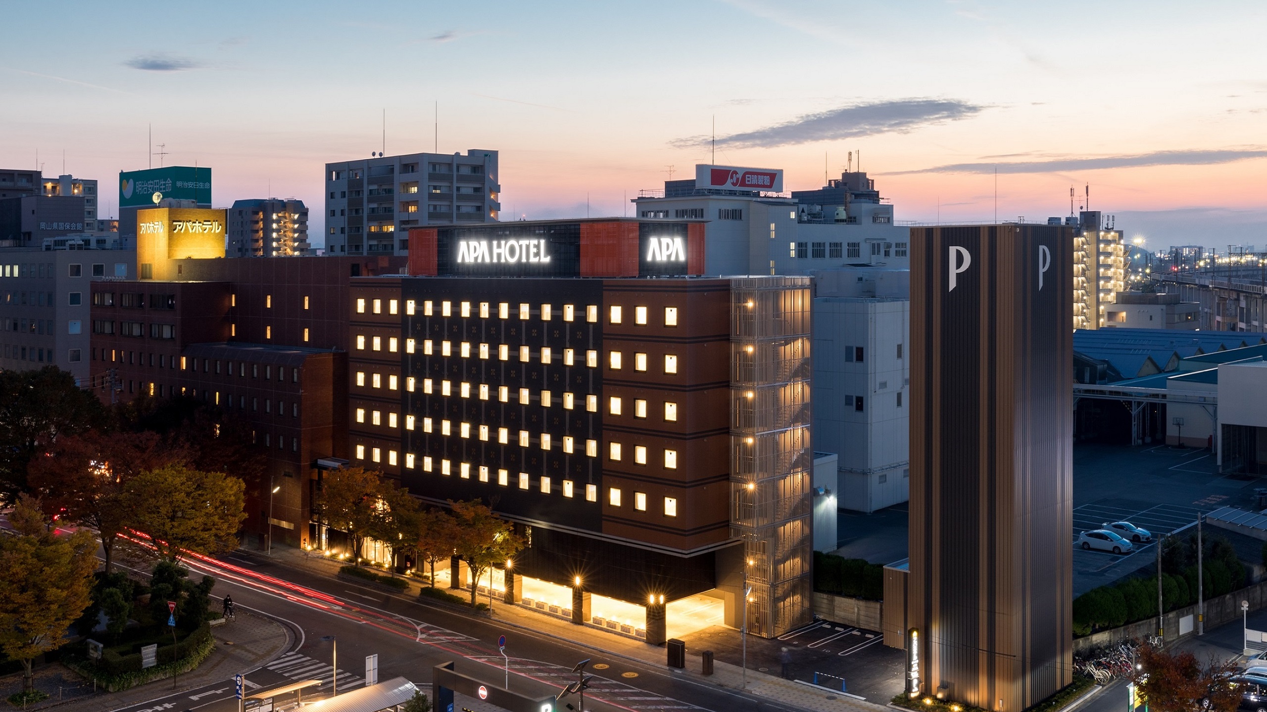 アパホテル〈岡山駅前〉 施設全景