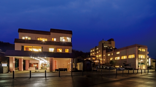 寺泊海岸つわぶき温泉 美味探究の宿 住吉屋 施設全景