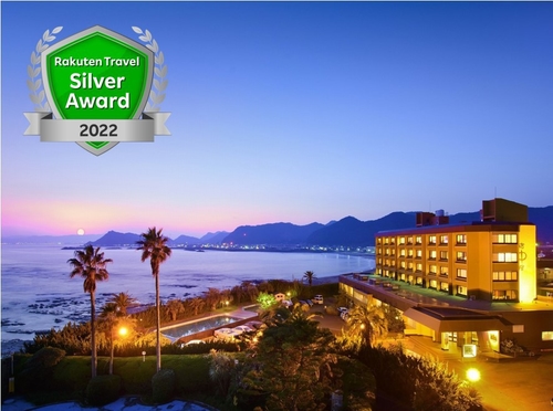 天津小湊温泉 城崎の源泉の湯 宿中屋 施設全景