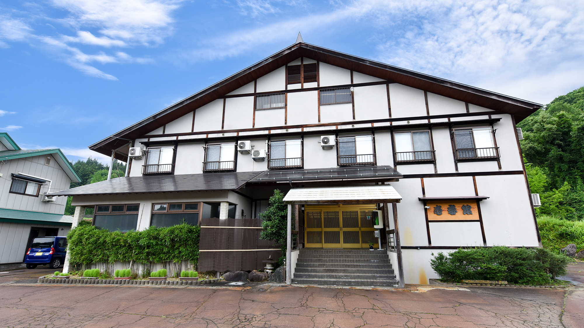 壱番館 施設全景