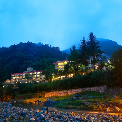 リブマックスリゾート川治(旧 源泉の宿 らんりょう) 施設全景