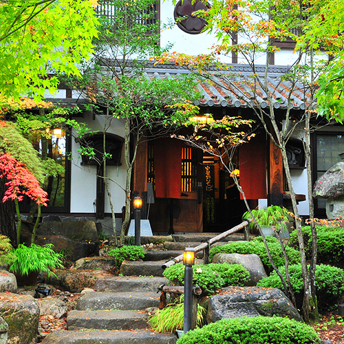 穂高温泉郷 御宿 穂高城 施設全景