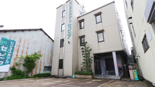 ビジネスホテル セピア 施設全景