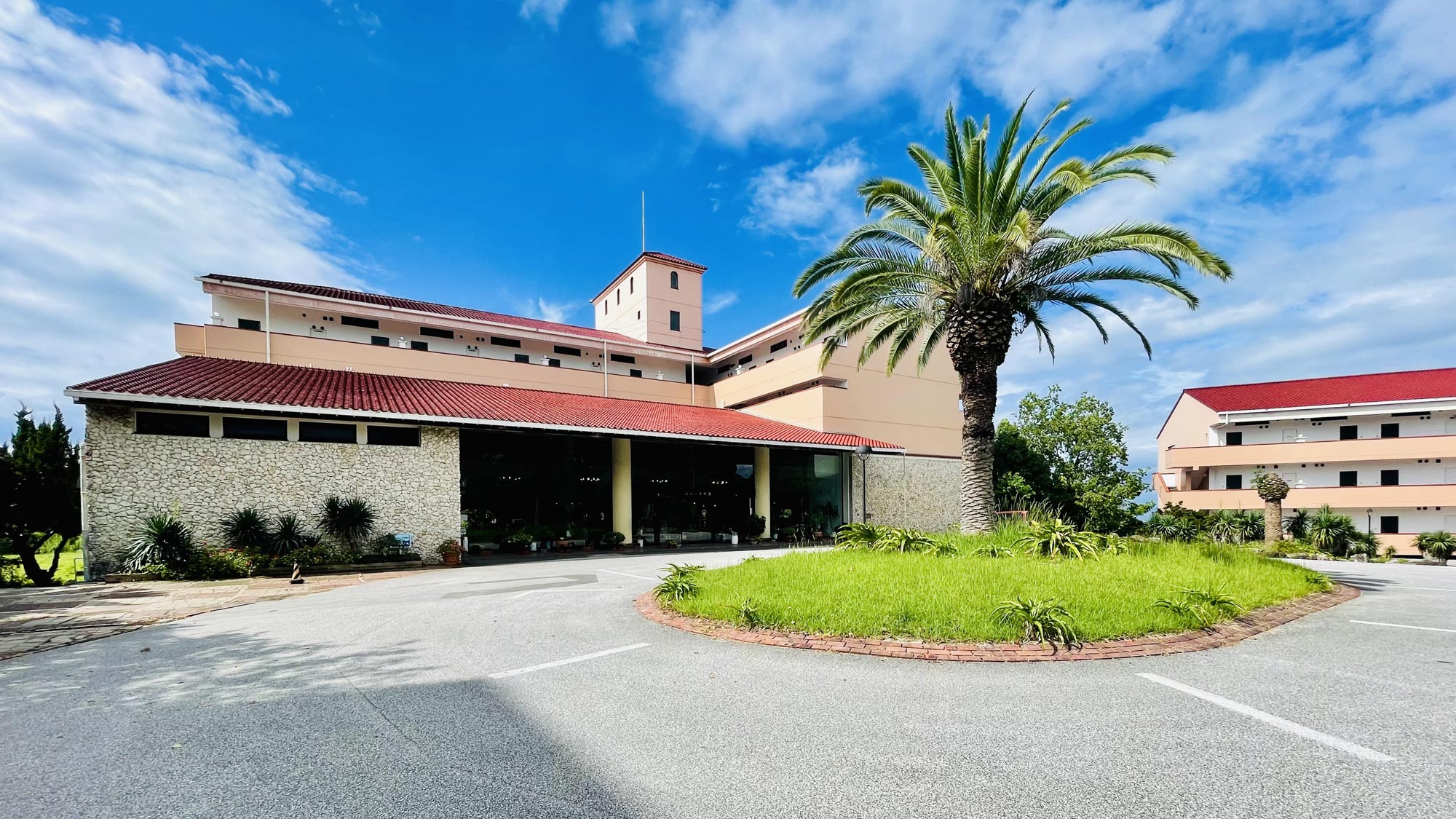 リゾートホテル海辺の果樹園 施設全景