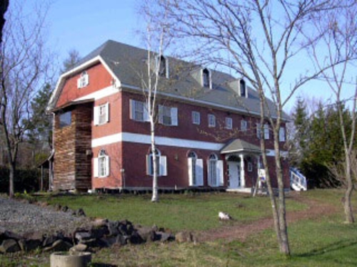 天然温泉付貸別荘レンガ館(旧:八幡平温泉郷 フレンズ別館) 施設全景