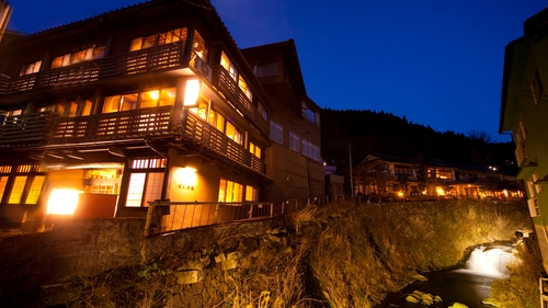 写真:湯平温泉 右丸旅館