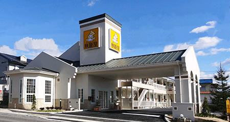 ファミリーロッジ旅籠屋・広島店 施設全景