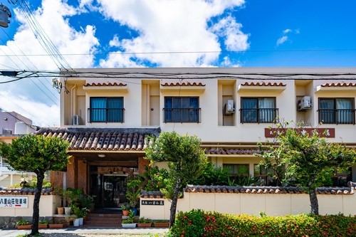 民宿 八重山荘 <石垣島> 施設全景