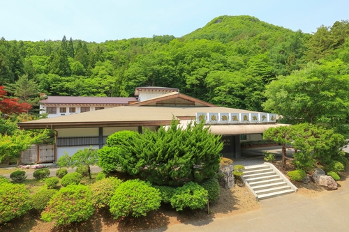 龍泉洞温泉ホテル 施設全景
