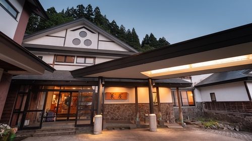 白布温泉 東屋(ひがしや) 施設全景