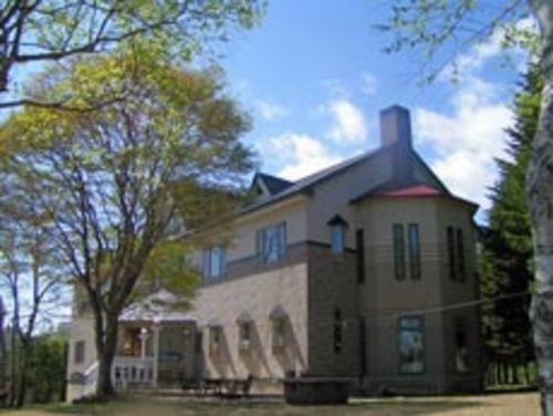 安比高原 ペンション アサンギ 施設全景