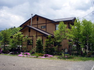 １日１組限定天然温泉掛け流し　自然体験の宿　佐の屋&nbsp;施設全景