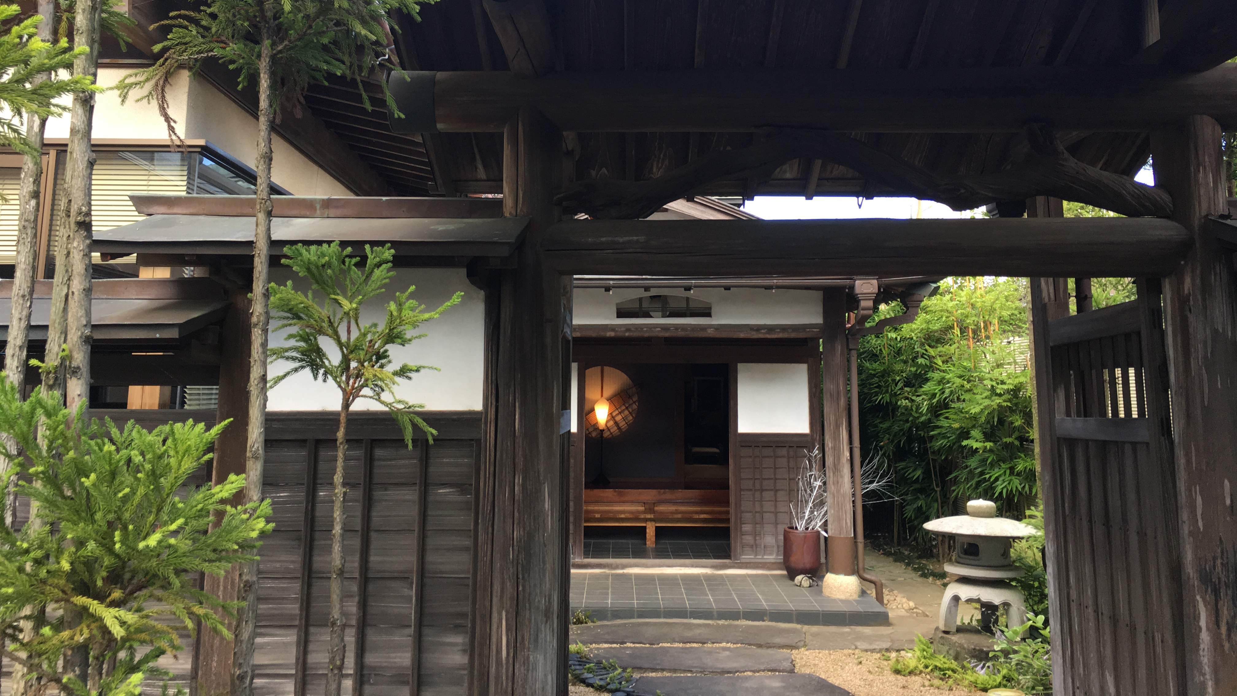 ますがたや旅館 施設全景