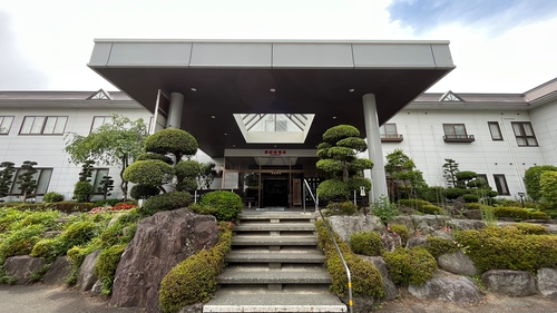 珠玉の湯 薬師堂温泉 施設全景