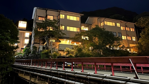 長門湯本温泉 楊貴妃浪漫の宿 玉仙閣 施設全景