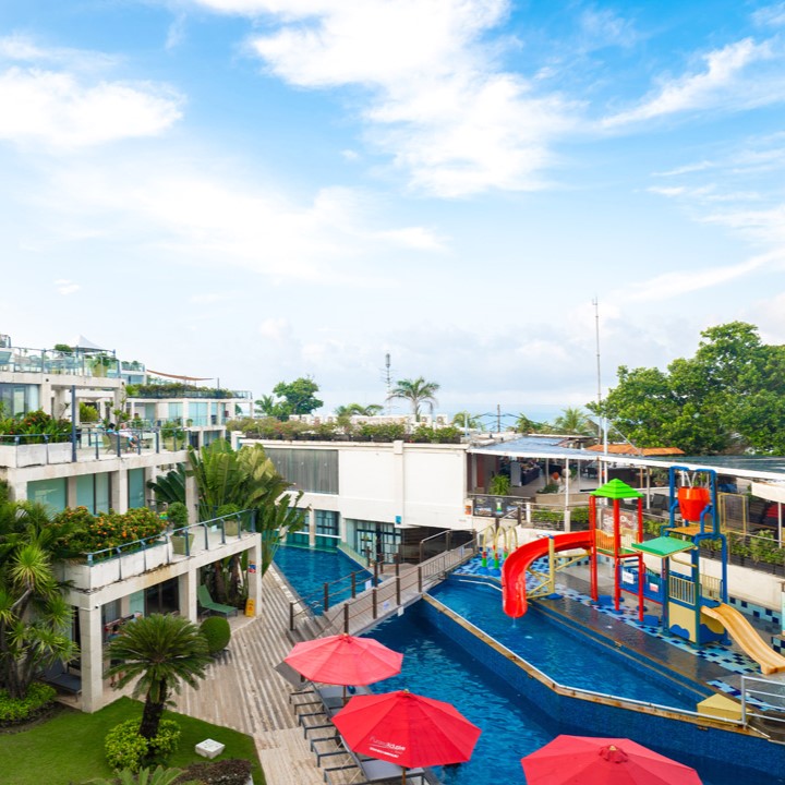 フラマエクスクルーシブ オーシャン ビーチ スミニャック