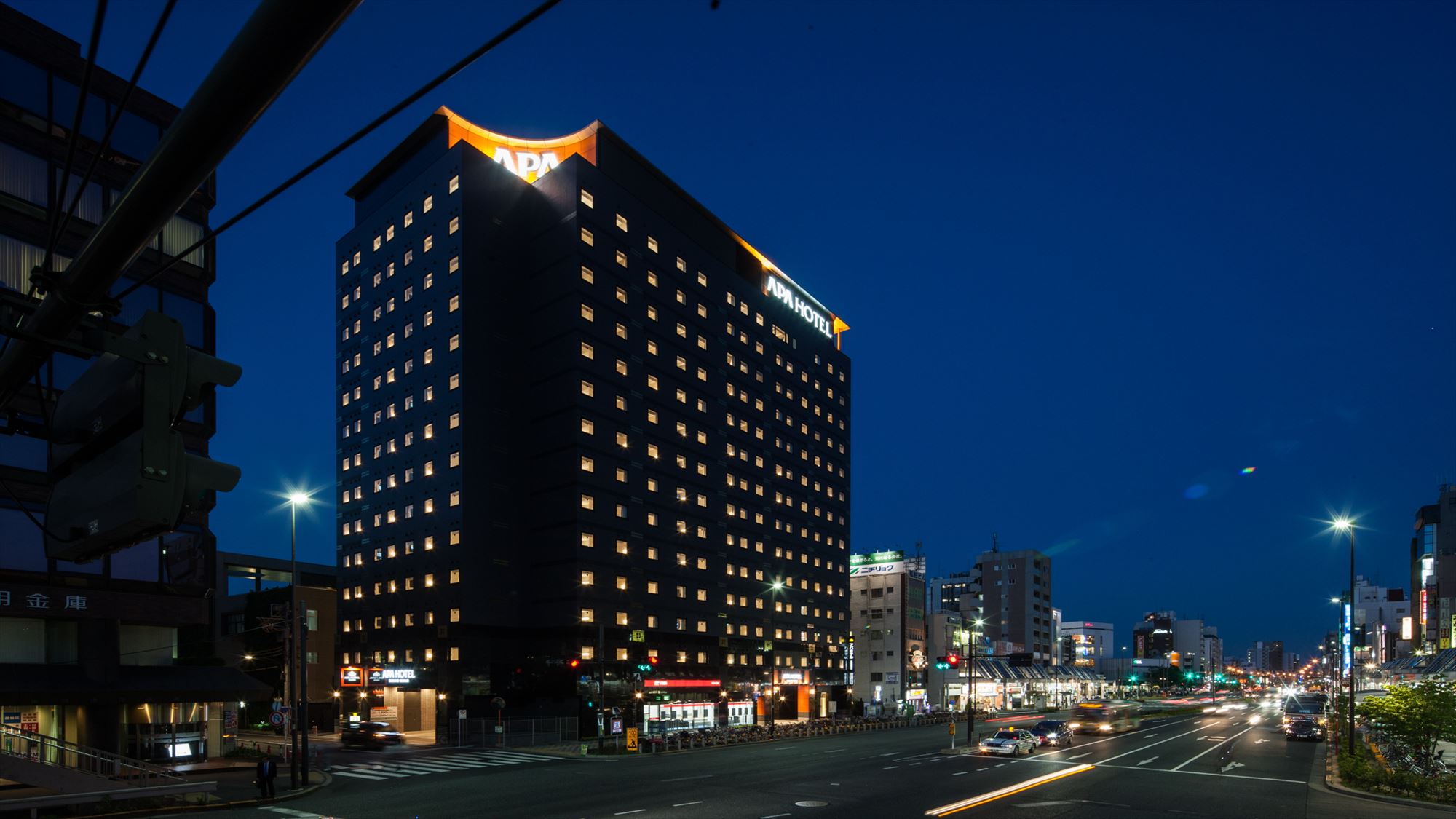 アパホテル〈巣鴨駅前〉 施設全景