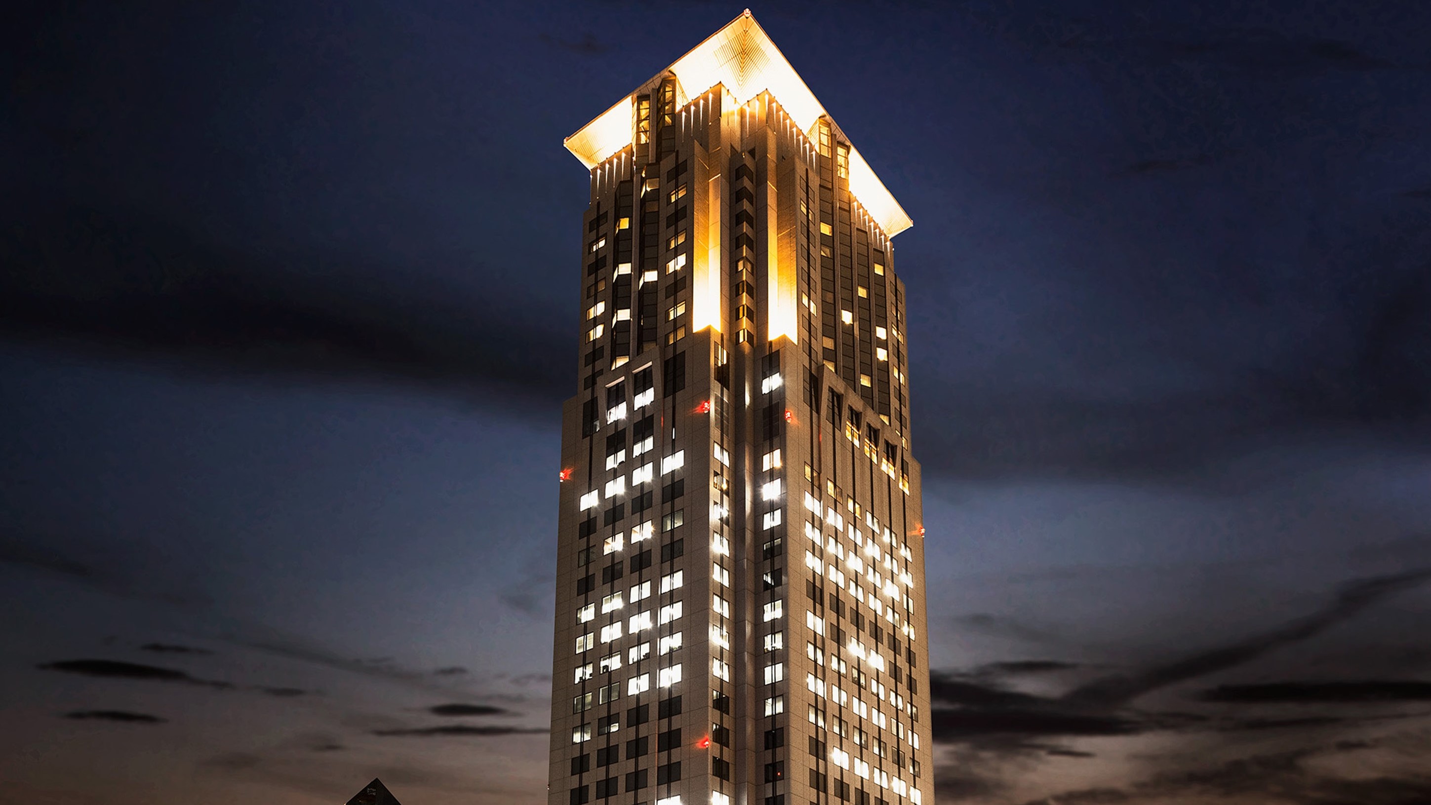 ホテル阪急インターナショナル 施設全景