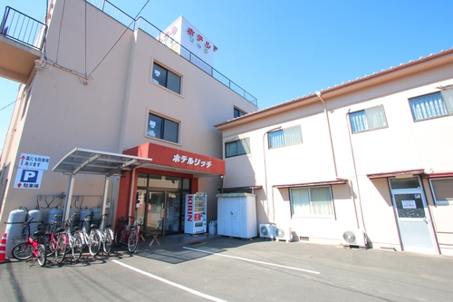 ビジネスホテル リッチ <宮崎県> 施設全景