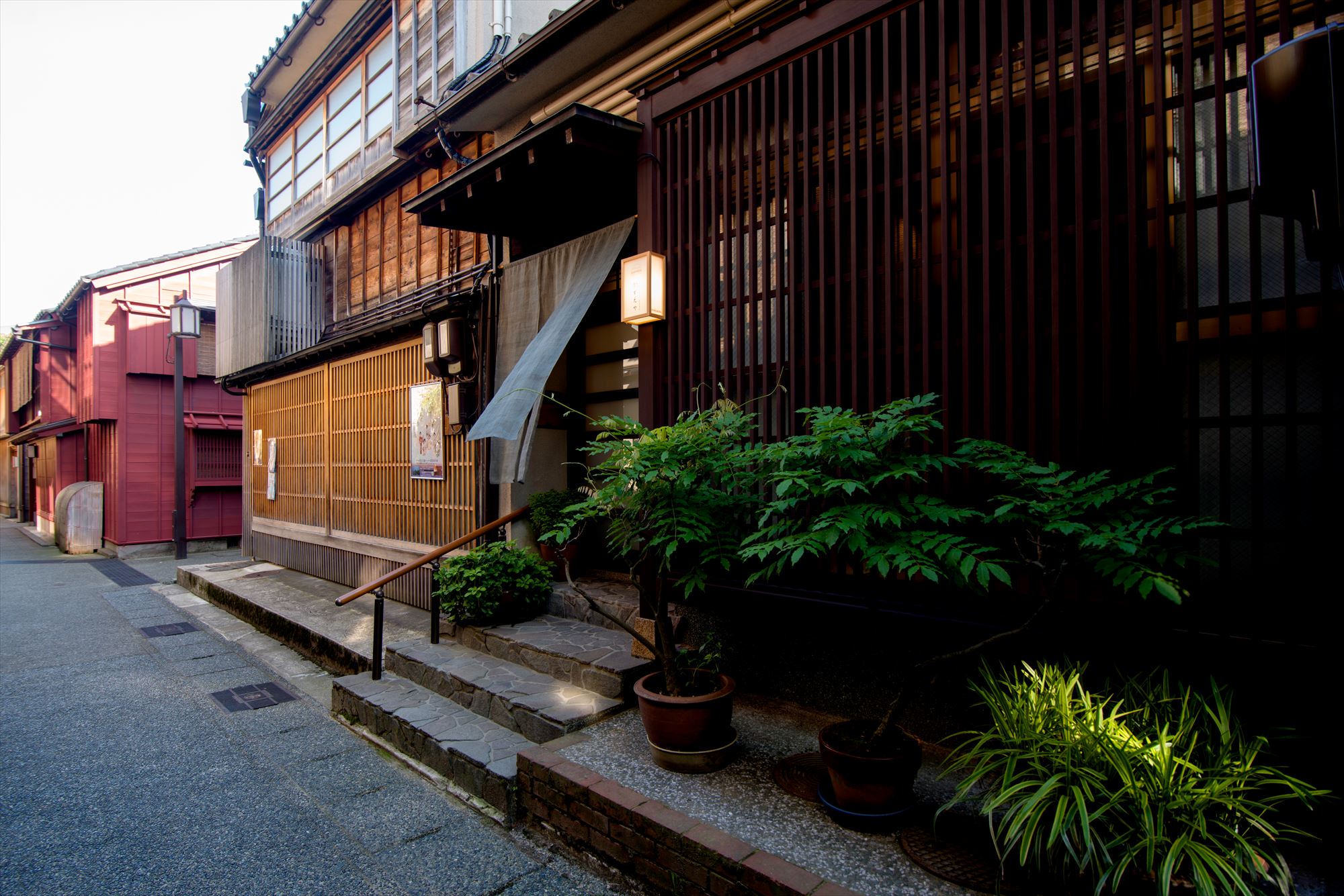 かずえや 施設全景