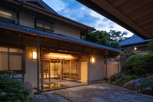 料亭旅館 熱海 小嵐亭(旧 迎賓館 熱海小嵐亭) 施設全景