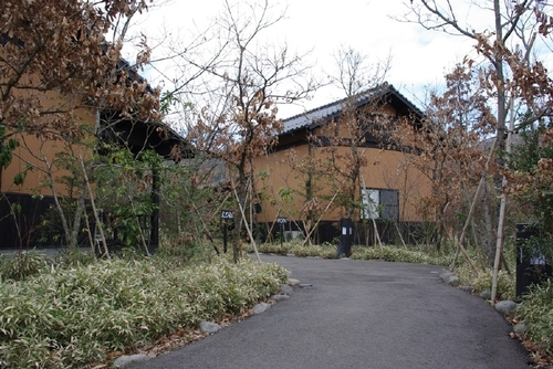 麻生釣温泉 亀山の湯・宿 施設全景
