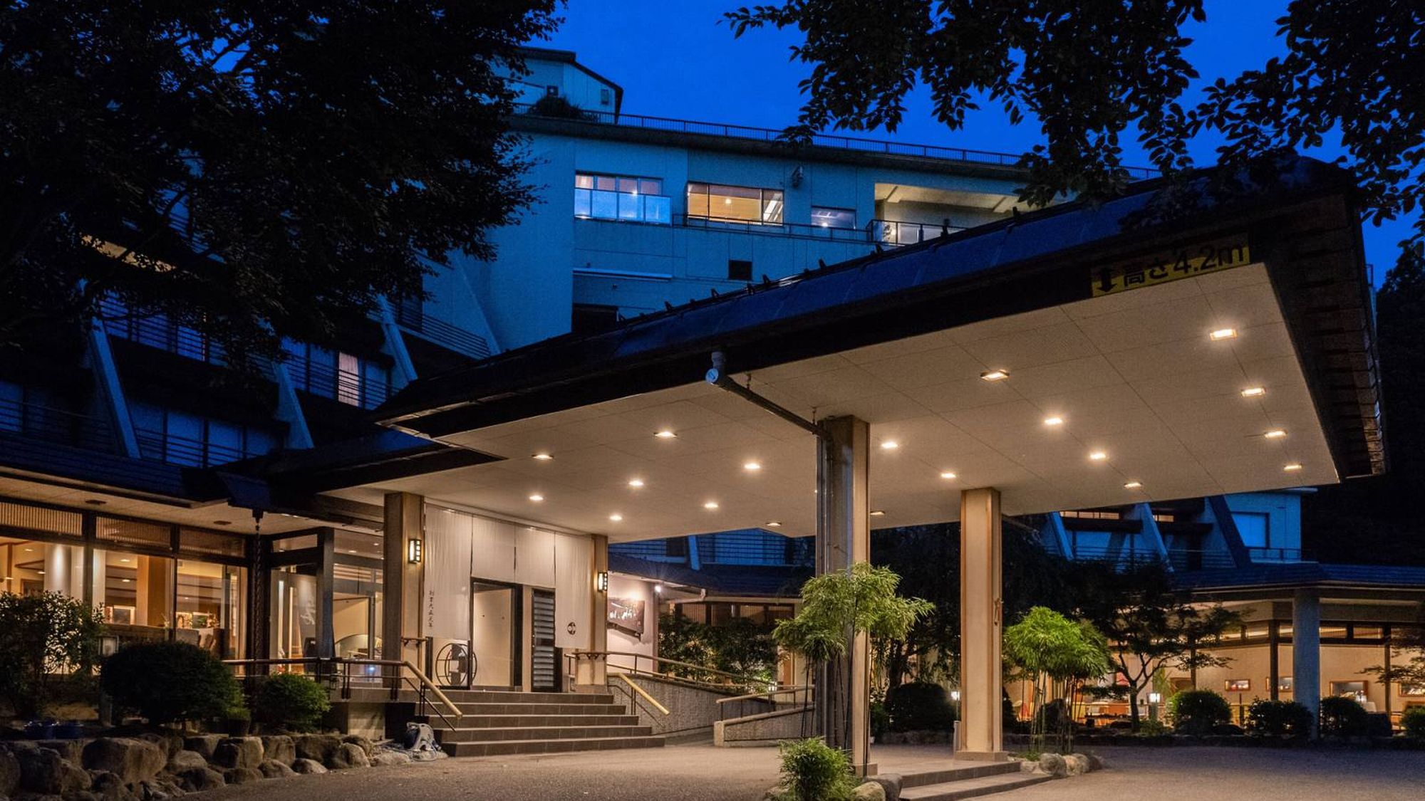 湯田上温泉 ホテル小柳 施設全景