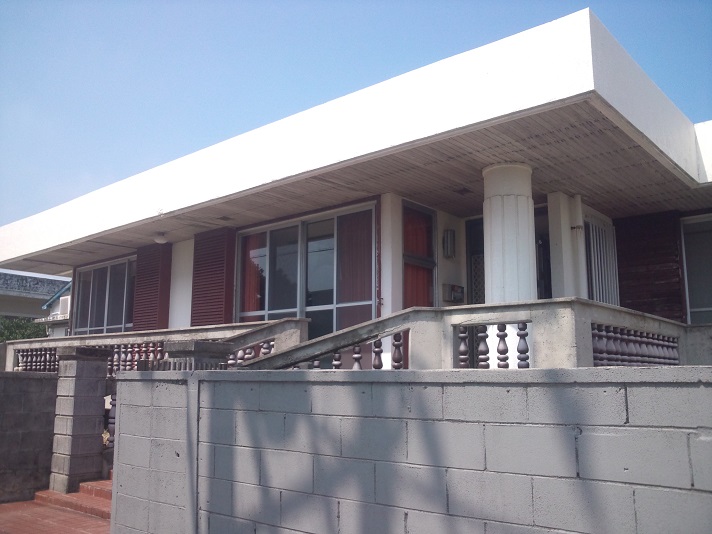 白保の宿 青い海 <石垣島>