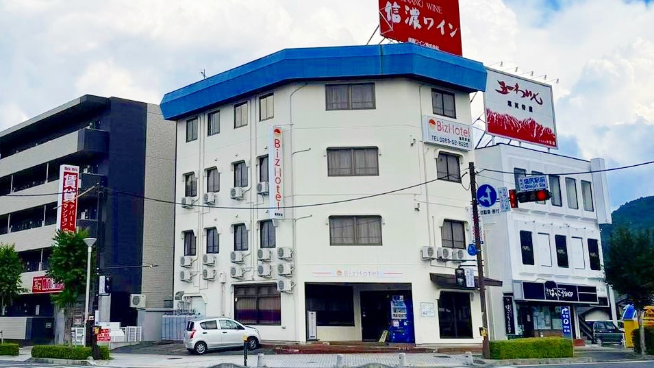 BizHotel(ビズホテル)塩尻駅前 施設全景