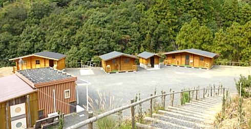 ログ・コテージ とちの木 施設全景