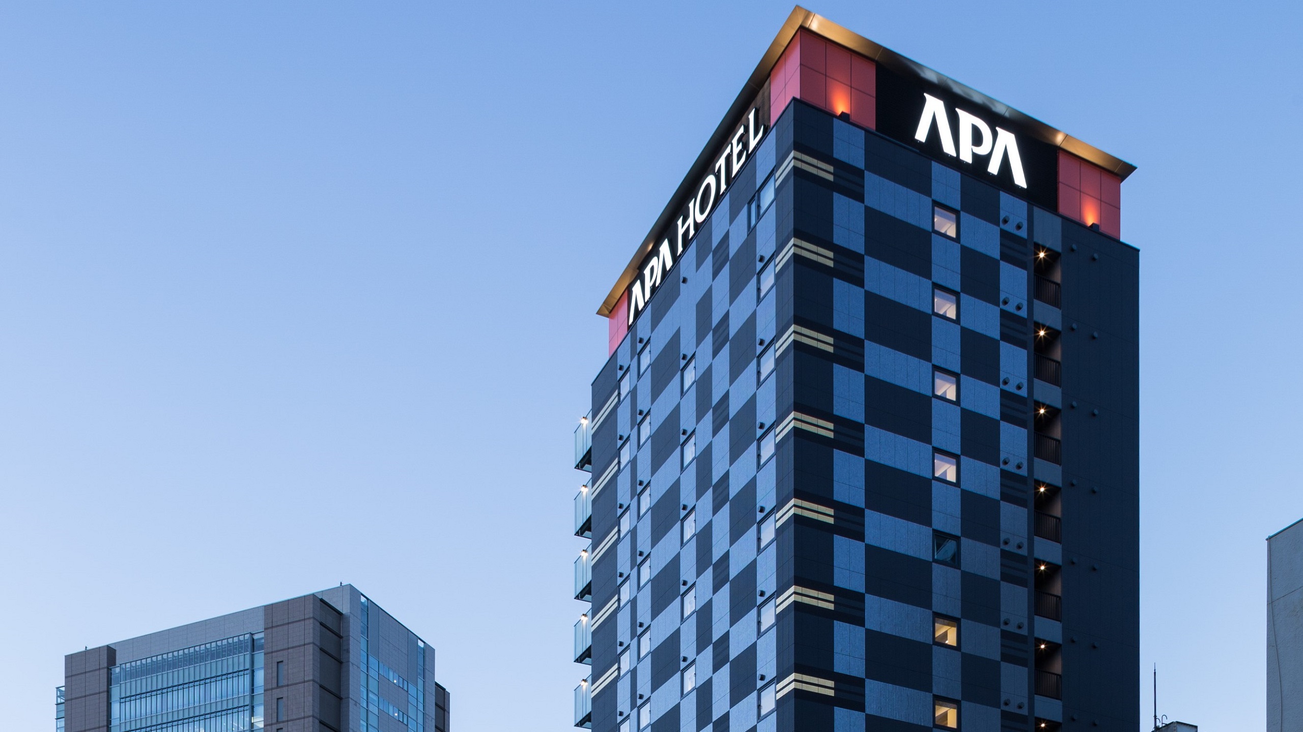 アパホテル〈飯田橋駅南〉 施設全景