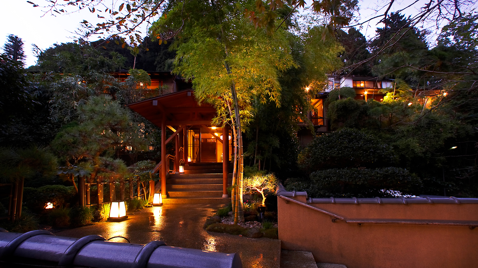 写真:四季を味わう宿 山の茶屋