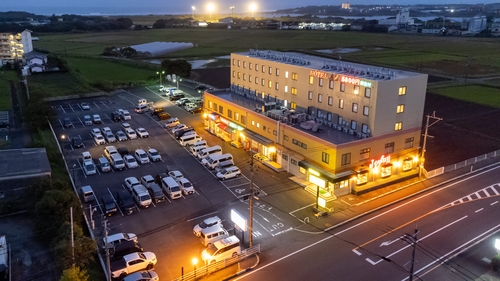 HOTEL AZ 宮崎高鍋店 施設全景