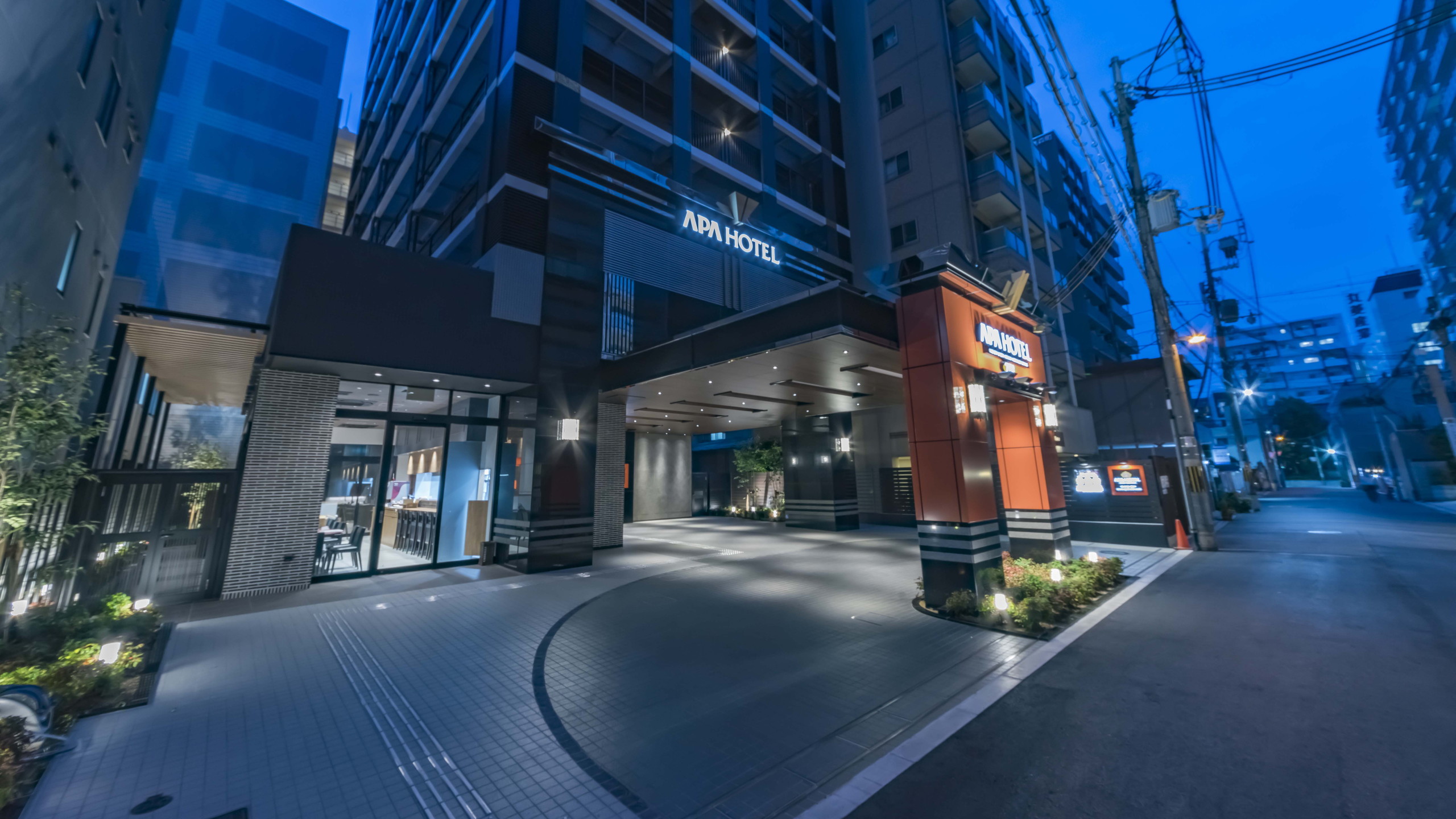 アパホテル〈東梅田 南森町駅前〉(全室禁煙) 施設全景