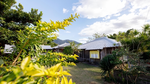 伝泊 徳之島(天城町)<徳之島> 施設全景