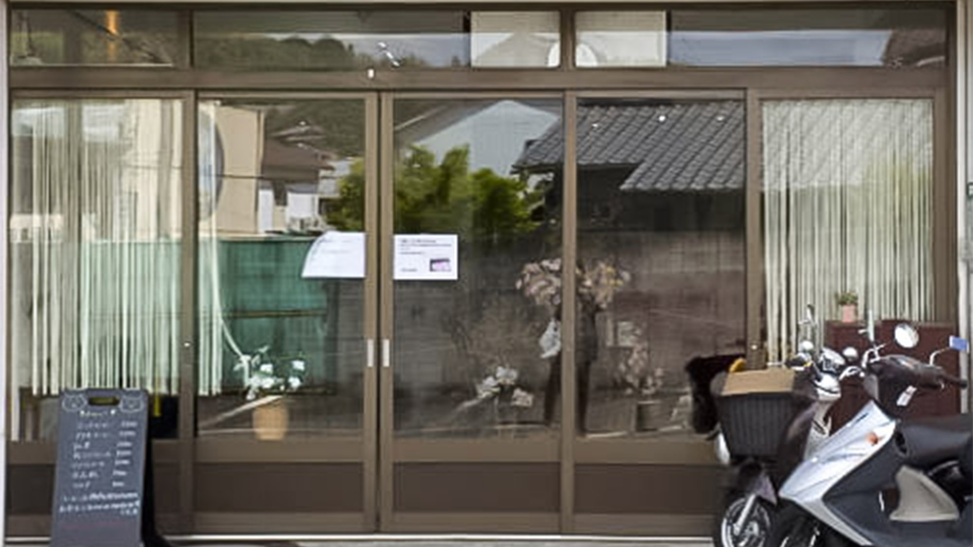 ゲストカフェ 口熊野 施設全景