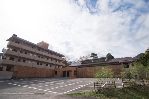 写真:御とめ湯り