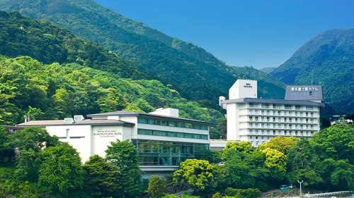 箱根湯本温泉　湯本富士屋ホテル 施設全景