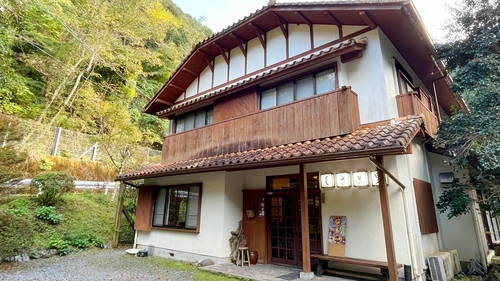 山の宿・P・くさぎ里 施設全景