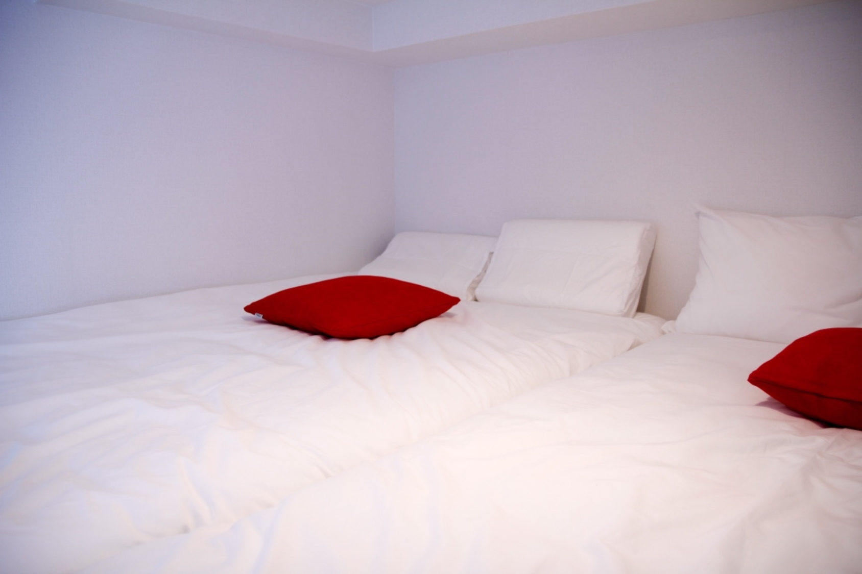 民泊 AIRBNB セット 4人宿泊以上可能なセットです。ほぼ一部屋