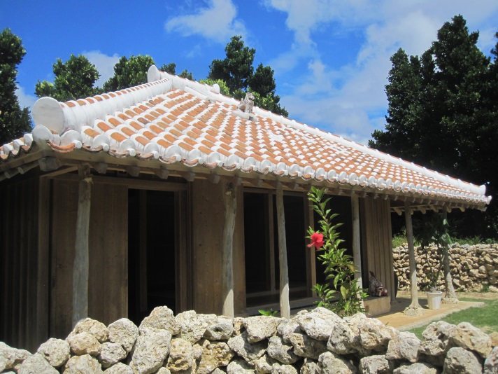 沖縄の古民家体験の宿 ぷからーさ 施設全景