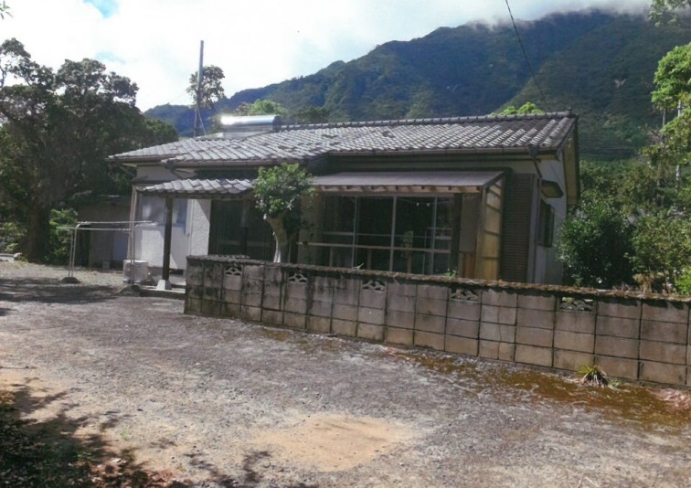 素泊民宿おにつか<屋久島> 施設全景