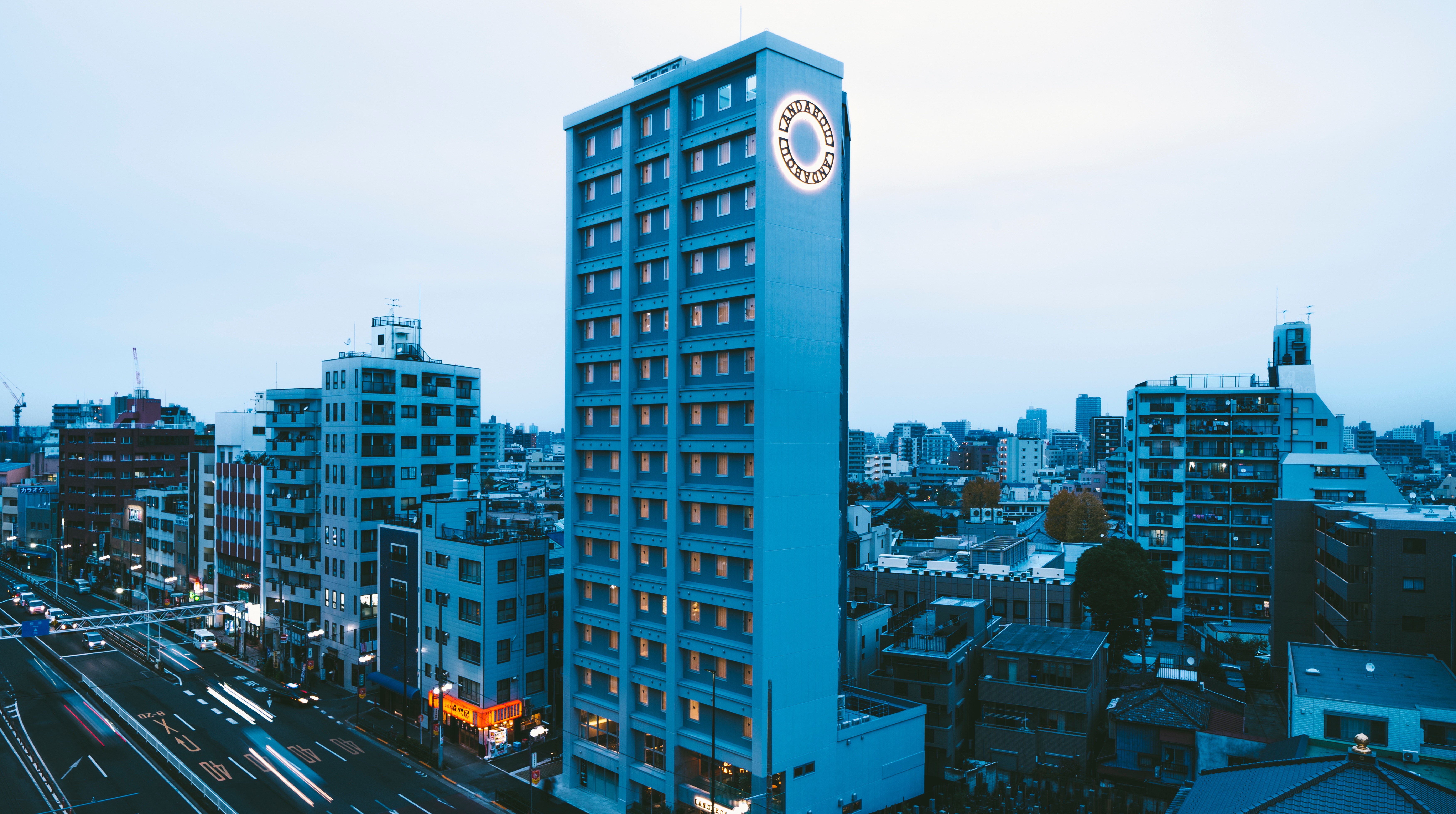 ランダバウト東京 施設全景