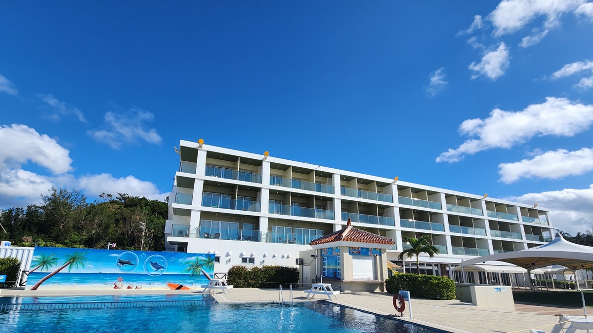 KARIYUSHI LCH.RESORT on The Beach 施設全景