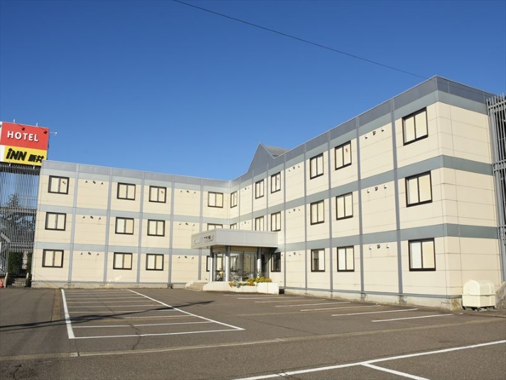 ホテルサットイン新井 施設全景