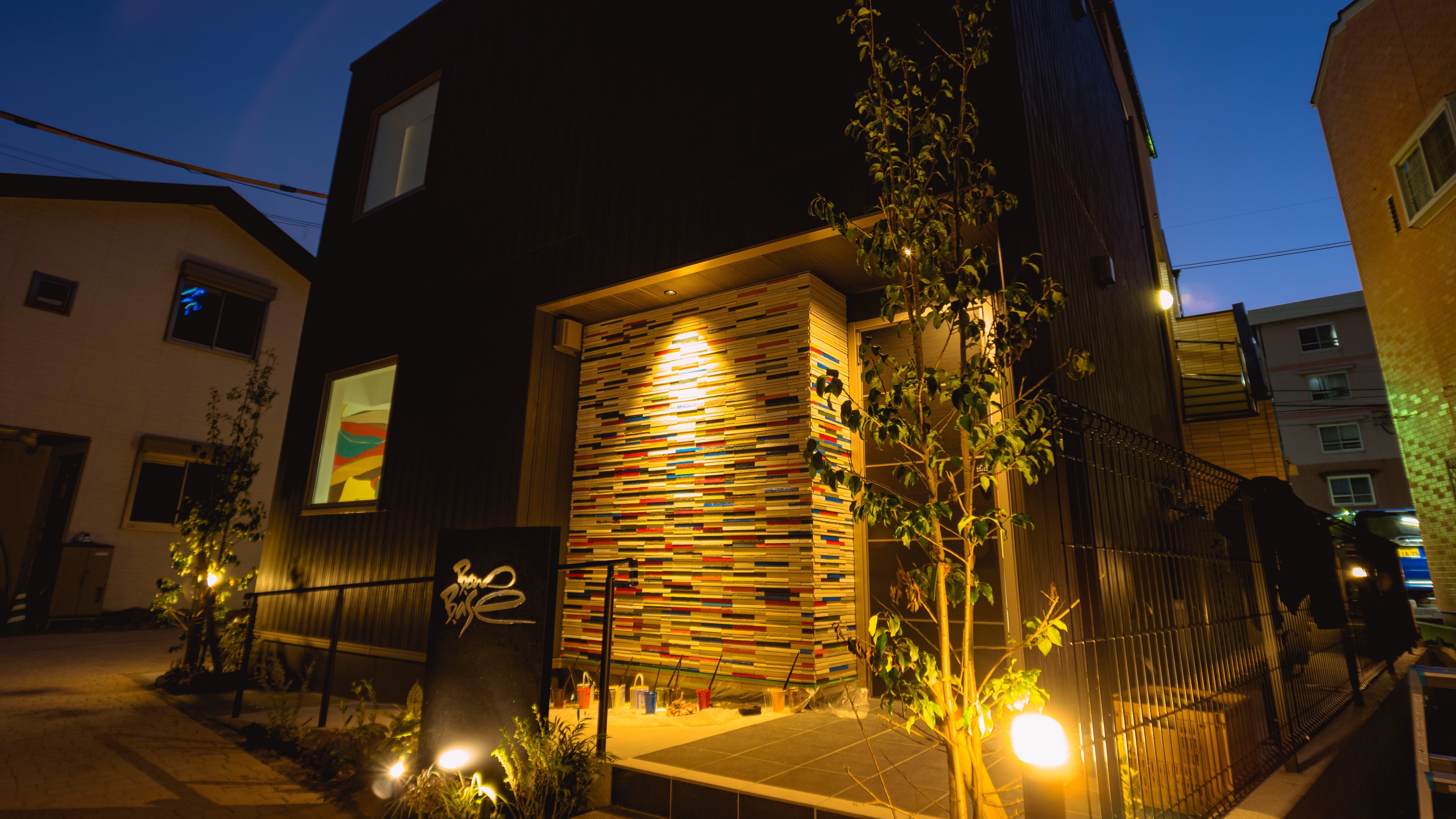 ボンドベース 施設全景